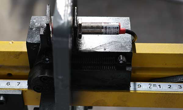 Wire cutting systeem