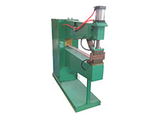 Pneumatic spot welding machine